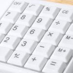 Calculadora en ABS reciclado y bambú - Imagen 3