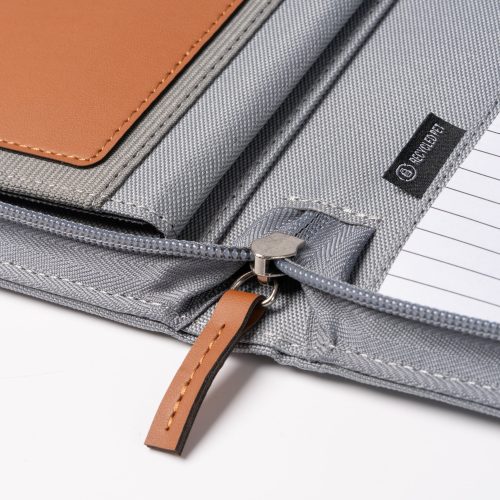 Carpeta A4 multiusos en RPET 600D y PU - Imagen 3